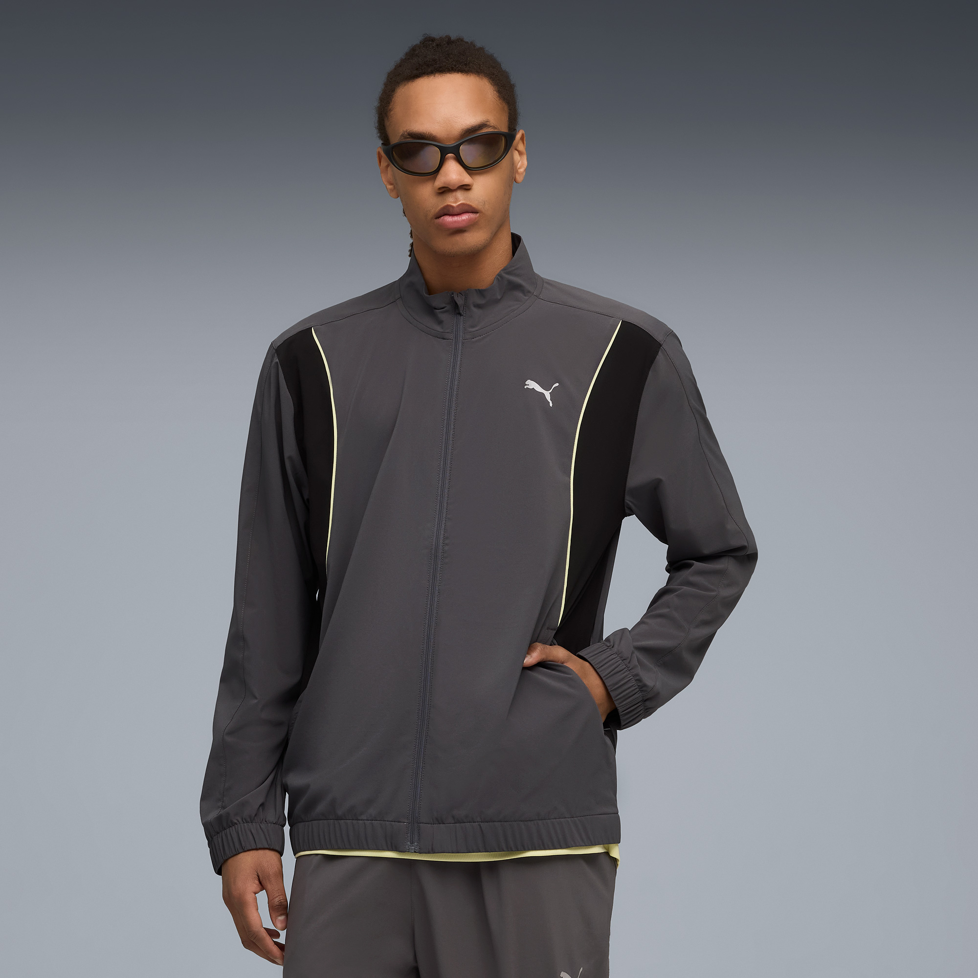 Puma Run Velocity Woven Erkek Gri Koşu Ceketi